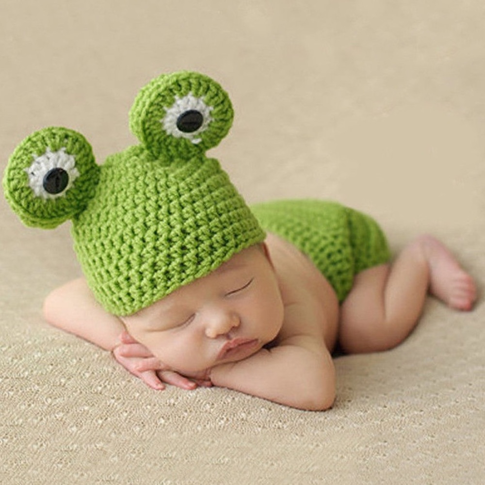 Newborn Baby Crochet Knit Frog Outfit Photo Prop - Picture 1 of 8